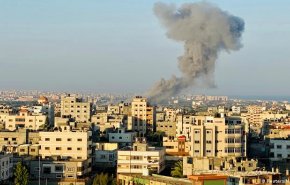 إطلاق صاروخين من غزة باتجاه عسقلان وطائرات الإحتلال تقصف مواقع للمقاومة بغزة