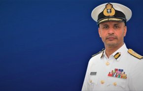 فرمانده نیروی دریایی عمان به ایران سفر کرد