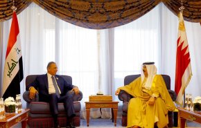 خلال قمة جدة.. رئيس وزراء العراق يلتقي بآل خليفة