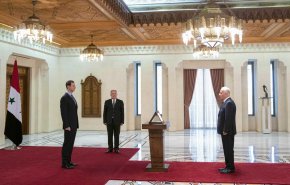 محافظا الحسكة وحماة الجديدان يؤديان اليمين القانونية أمام الرئيس الأسد