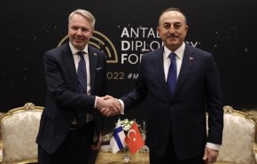 وزير الخارجية التركي يبحث مع نظيره الفنلندي تطورات أوكرانيا
