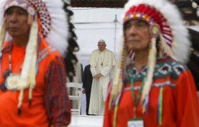 البابا فرنسيس يعتذر رسميا من الشعوب الأصلية في كندا
