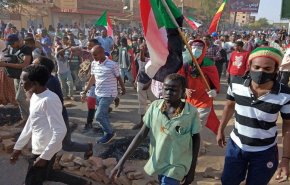 استمرار الاحتجاجات المطالبة بالحكم المدني في السودان