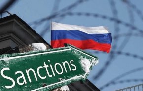  صحيفة بريطانية تحذر من نتائج عكسية على الغرب إثر عقوباته ضد روسيا 
