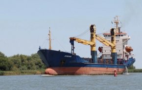 شاهد.. انطلاق اول سفينة حبوب اوكرانية من ميناء أوديسا