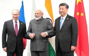 برلمانى روسي يدعو لتأسيس اتحاد اقتصادي وعسكري بين روسيا والصين والهند بديلا عن الاتحاد الأوروبي والناتو