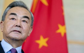 وزیر خارجه چین آمریکا را به نقض حاکمیت پکن متهم کرد