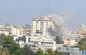 حمله صهیونیست‌ها به ساختمانی مسکونی در غرب غزه
