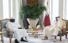 أمير قطر يستقبل رئيس مفوضية الاتحاد الأفريقي