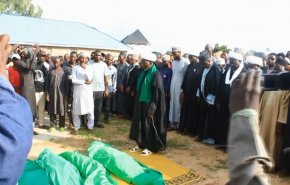 تشييع جثامين شهداء مسيرة عاشوراء في نيجيريا