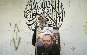 همسر اسیر فلسطینی: شرایط جسمانی عواوده وخیم است/ وزن او به کمتر از 35 کیلوگرم رسیده است