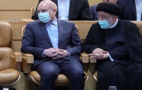 ايران .. اجتماع مشترك للحكومة والبرلمان غدا
