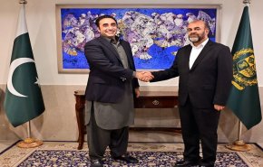 وزیر راه و شهرسازی ایران با وزیر خارجه پاکستان دیدار کرد