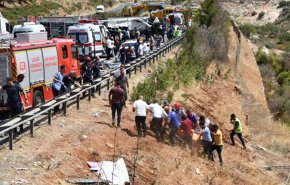 16 کشته در تصادف مرگبار اتوبوس مسافربری ترکیه/ کشته شدن چند خبرنگار، آتش‌نشان و درمانگر در این حادثه