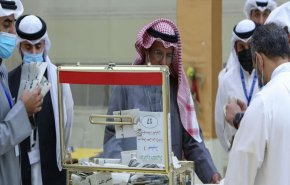 الكويت تنشر أسماء الناخبين المقيدين لاقتراع مجلس الأمة