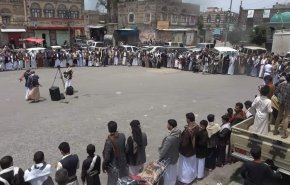 ذمار.. وقفات شعبية تنديدا باحتجاز سفن المشتقات النفطية اليمنية