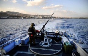 بحرية الاحتلال تصادر 4 قوارب وتغرق وتحرق قاربين قبالة القطاع