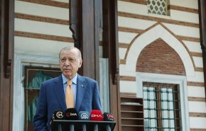 أردوغان: الناتو قوي بوجود تركيا وليس اليونان 'لاوزن لها'
