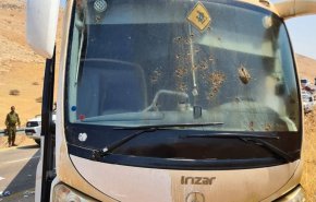 شاهد.. إصابات في عملية إطلاق نار استهدفت حافلة صهيونية قرب غور الأردن
