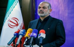 وزير الداخلية يبحث في بغداد تيسير حركة الزوار الايرانيين