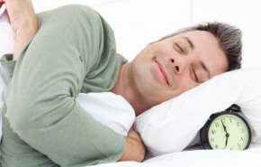 4 طرق تساعدك على النوم مبكرا