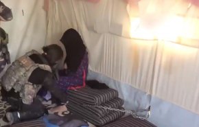 پیدا شدن زنان ایزدی عراقی با دستبند و آثار شکنجه در اردوگاه داعشی ها در سوریه + ویدیو