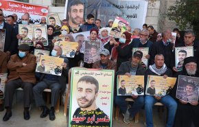  وقفات تضامن مع الأسير المريض 'أبو حميد' بالضفة الغربية