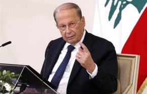 الرئيس اللبناني يحذر من مؤامرة على النظام والرئاسة والدستور