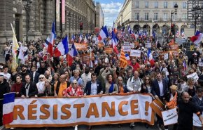 تظاهرات هزاران فرانسوی‌ علیه دولت ماکرون