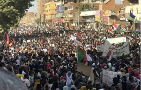 برگزاری تظاهرات در سودان در اعتراض به حکومت نظامیان