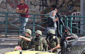 حماس تطالب السلطة الفلسطينية بالكف عن التنسيق مع الاحتلال