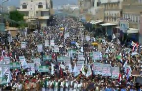 راهپیمایی گسترده یمنی‌ها در سالروز انقلاب 21 سپتامبر+ عکس