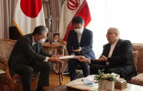وزير نفط ايران يلتقى رؤساء كبار شركات النفط والغاز اليابانية في طوكيو
