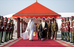 بن‌زاید در مسقط؛ امارات و عمان 16 توافق‌نامه امضا کردند
