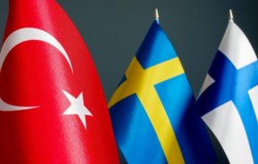 وفود تركيا وفنلندا والسويد يجتمعون الشهر الجاري لمناقشة الانضمام للناتو