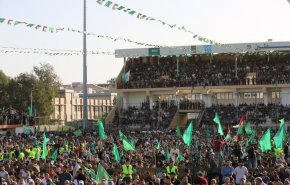 بالفيديو والصور.. عشرات الألاف يشاركون في مهرجان 'الأقصى في خطر' في غزة