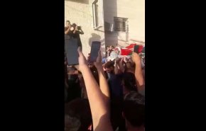 بالفيديو.. تشييع مهيب لجثمان الشهيد دمدوم الذي ارتقى متأثرا برصاص الاحتلال