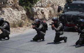 زخمی شدن ۳ فلسطینی به ضرب گلوله صهیونیست‌ها