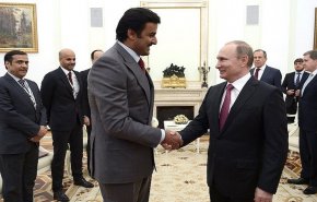 بوتين يلتقي بأمير قطر في أستانا
