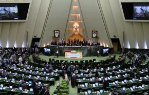 برلماني: ايران كبقية دول العالم بحاجة الى تنظيم الفضاء الافتراضي