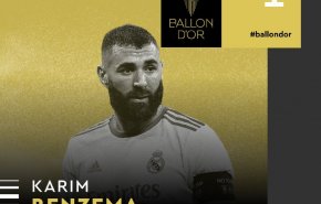 كريم بنزيما يفوز بجائزة الكرة الذهبية لعام 2022