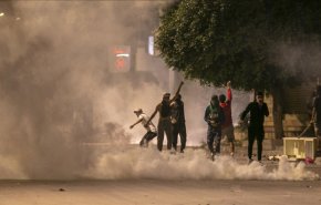 سرایت دامنه اعتراضات تونس به دیگر مناطق پایتخت