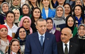 پیشنهاد اردوغان برای اصلاح قانون اساسی ترکیه و برگزاری همه پرسی درباره «حجاب»  