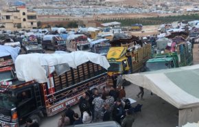 حرکت کاروان‌های حامل پناهجویان سوری از لبنان به سوریه