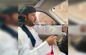 ناشط يمني يطالب السعودية بالافراج عن الشاعر 