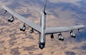 تشدید تنش ها بین واشنگتن و پکن با استقرار بمب افکن‌های B-۵۲ در استرالیا