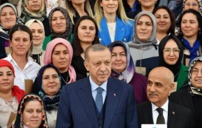 پافشاری اردوغان بر برگزاری همه‌پرسی درباره حجاب