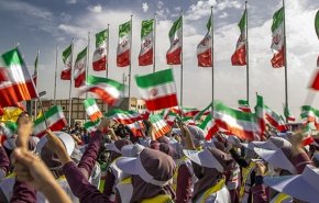 الشعب الايراني سيعلن يوم 4 نوفمبر هزيمة الفتنة الصهيواميركية 