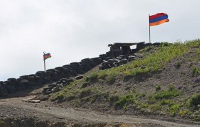 'أرمينيا وأذربيجان' تتبادلان الاتهامات بقصف على الحدود