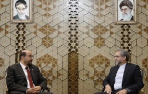 ابراز تمایل سفیر امارات در تهران برای پیشبرد روابط دوجانبه